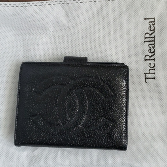 CHANEL Handbags - Authentic Chanel Caviar Compact Wallet